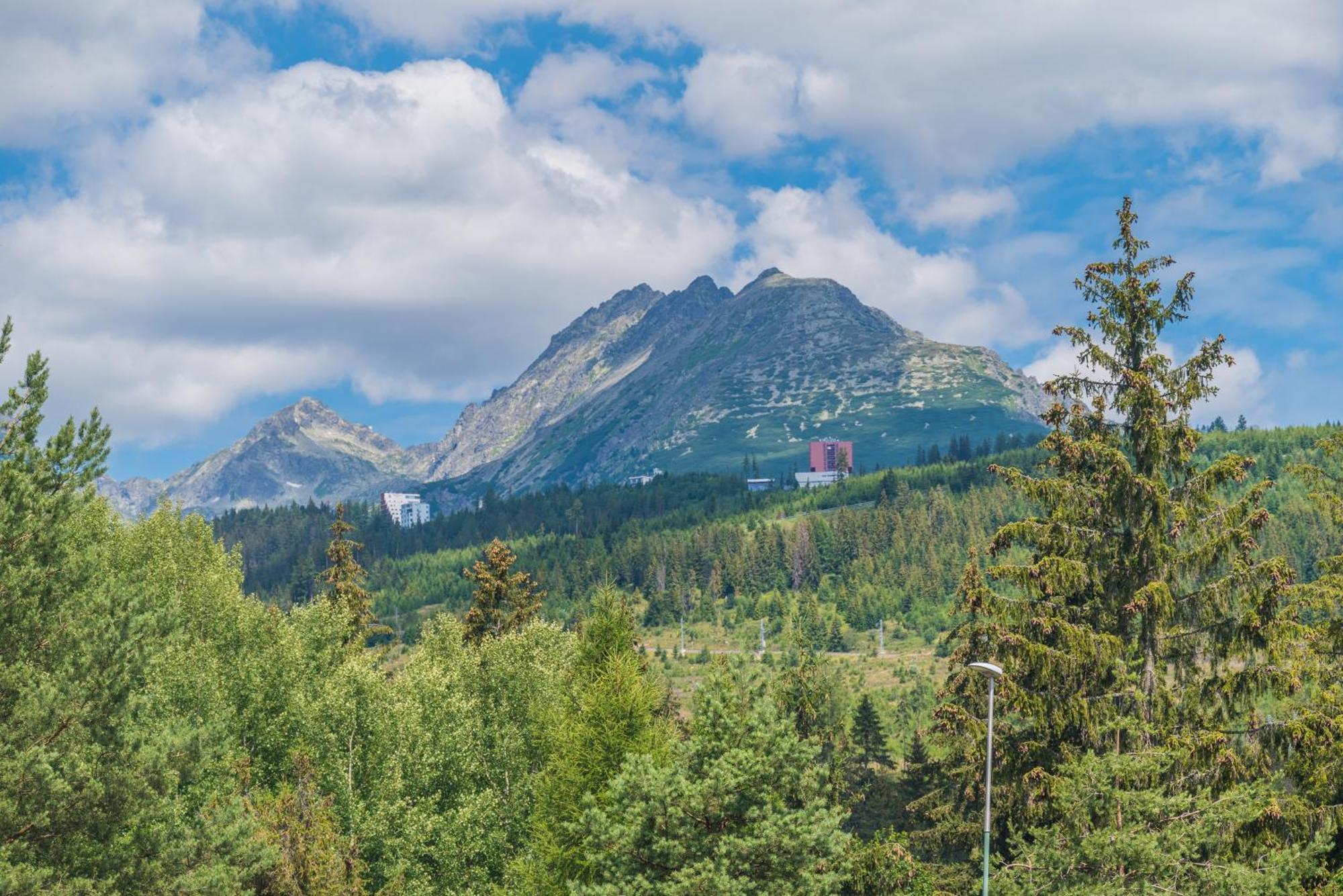 Sherpa'S Hostel High Tatras Strbske Pleso Exterior photo